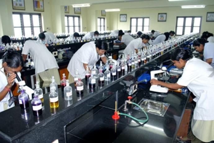 Sri Mookambika College Of Nursing Kanyakumari Laboratory photo 2